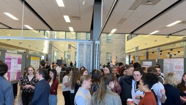 Photo de la salle des affiches