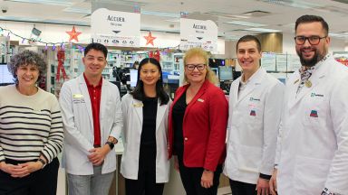 Groupe de personnes de la pharmacie